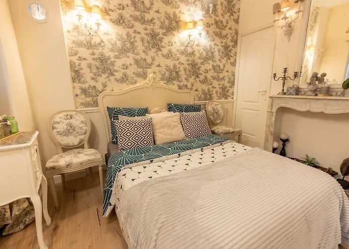 A 2 Pas De La Tour Eiffel * Paris